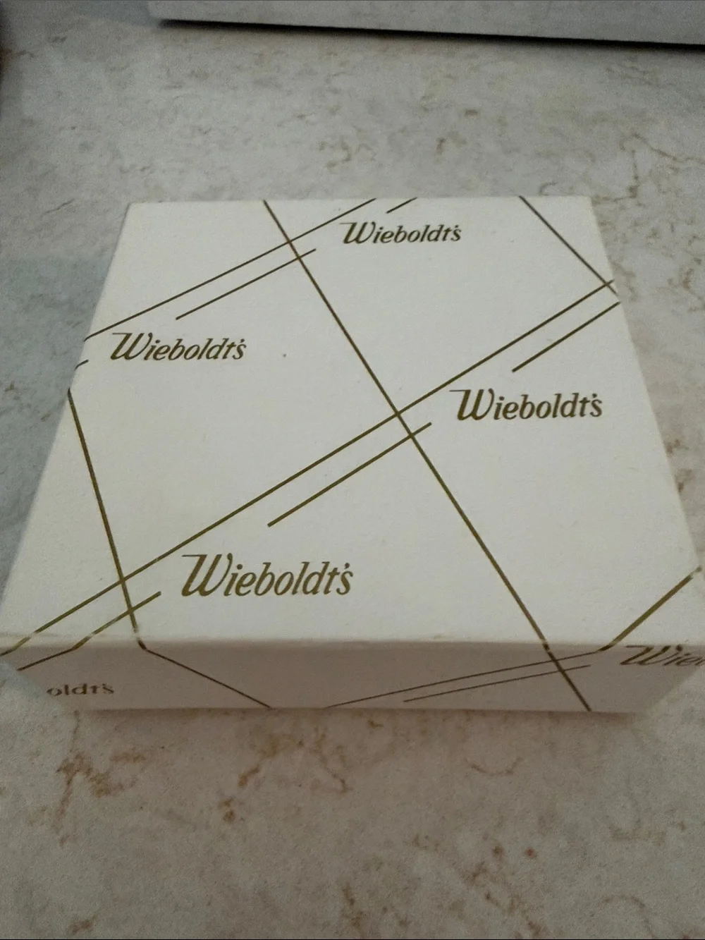 White and Gold Decorative Gift Box